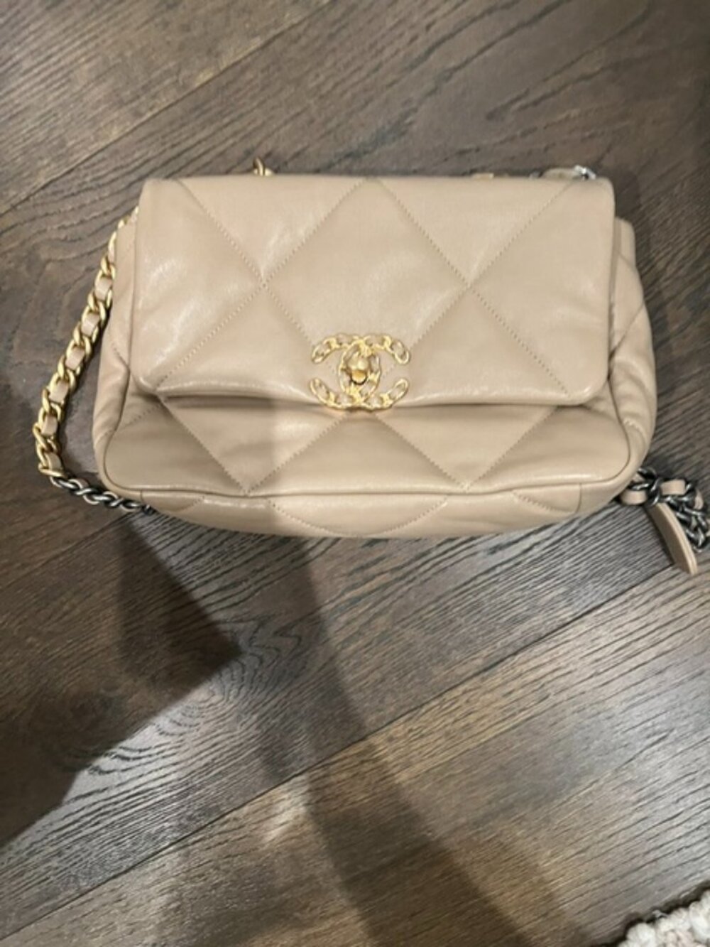 Chanel 19- Beige w/ mixed metal chain strap